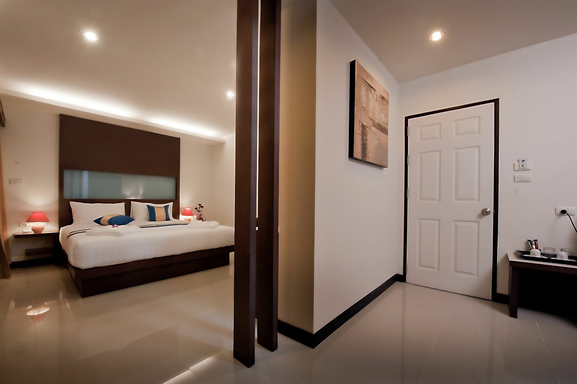 Tuana Blue Sky Patong Hotel Bagian luar foto